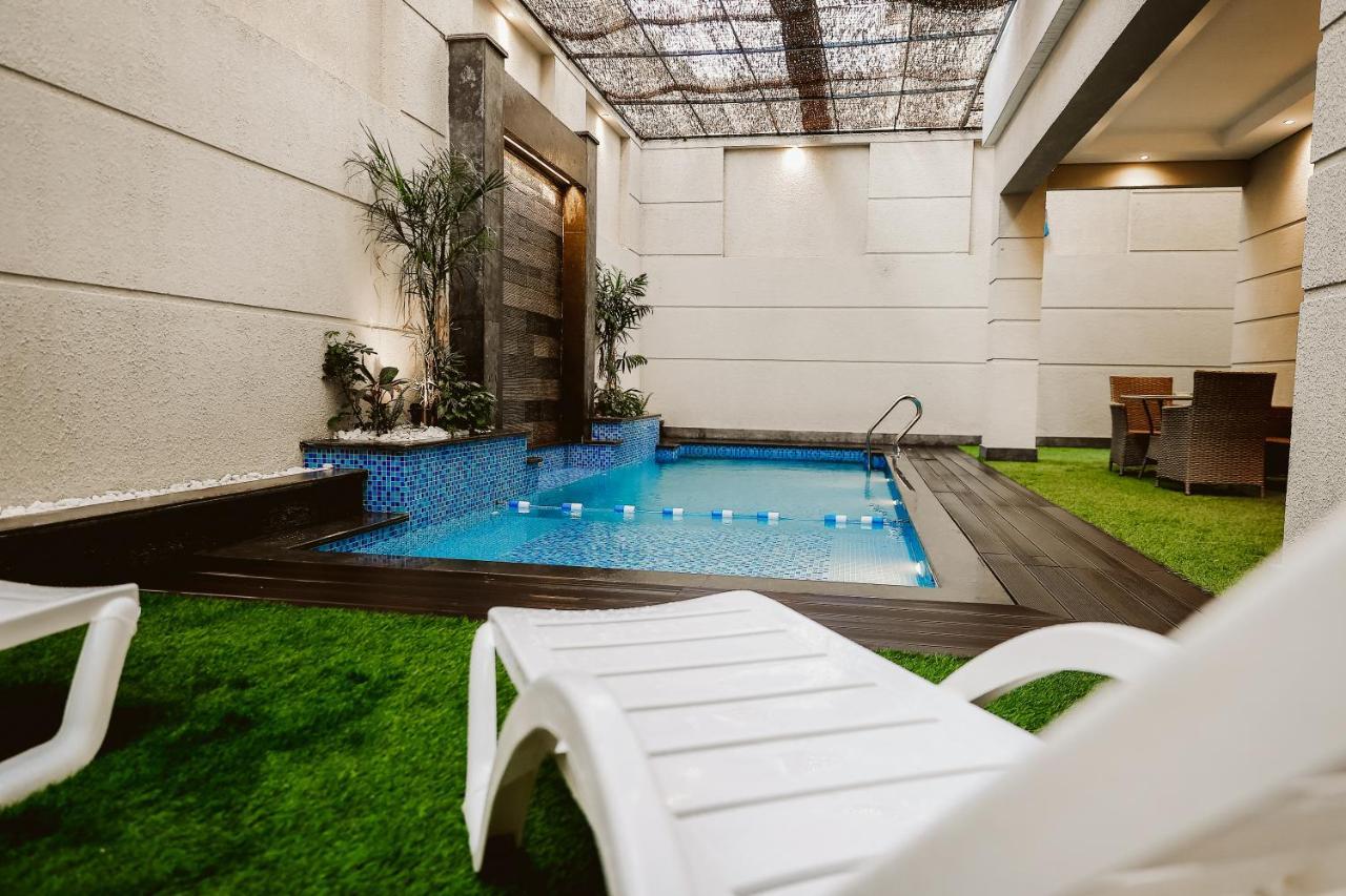 M Residence New Cairo - Families Only Buitenkant foto